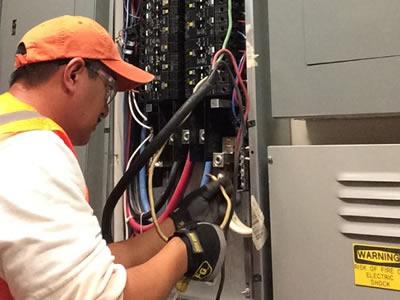 Вакансія для електромонтажника в Литві